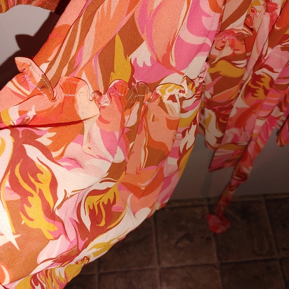 Flying Tomato Ruffle Bottom Dress Sz.L NWT - Picture 5 of 9